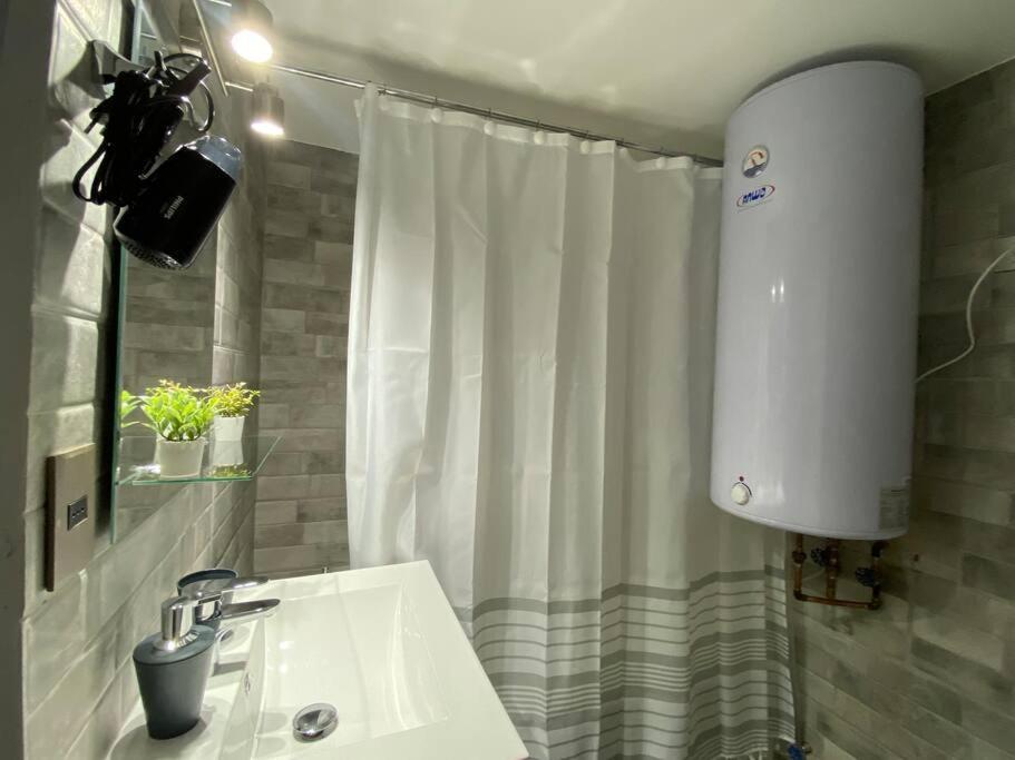 Apartamento En Centro Historico Santiago, Dos Dormitorios Ngoại thất bức ảnh